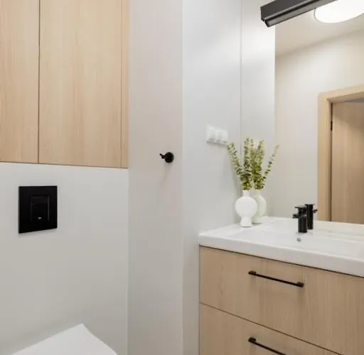 Jtb Centrum شتشيتسين